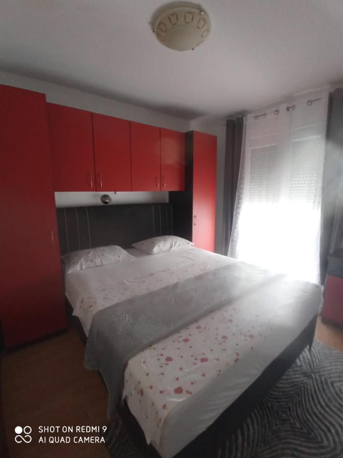 Apartmani Andelo, Tommy, Leon ビビニェ エクステリア 写真