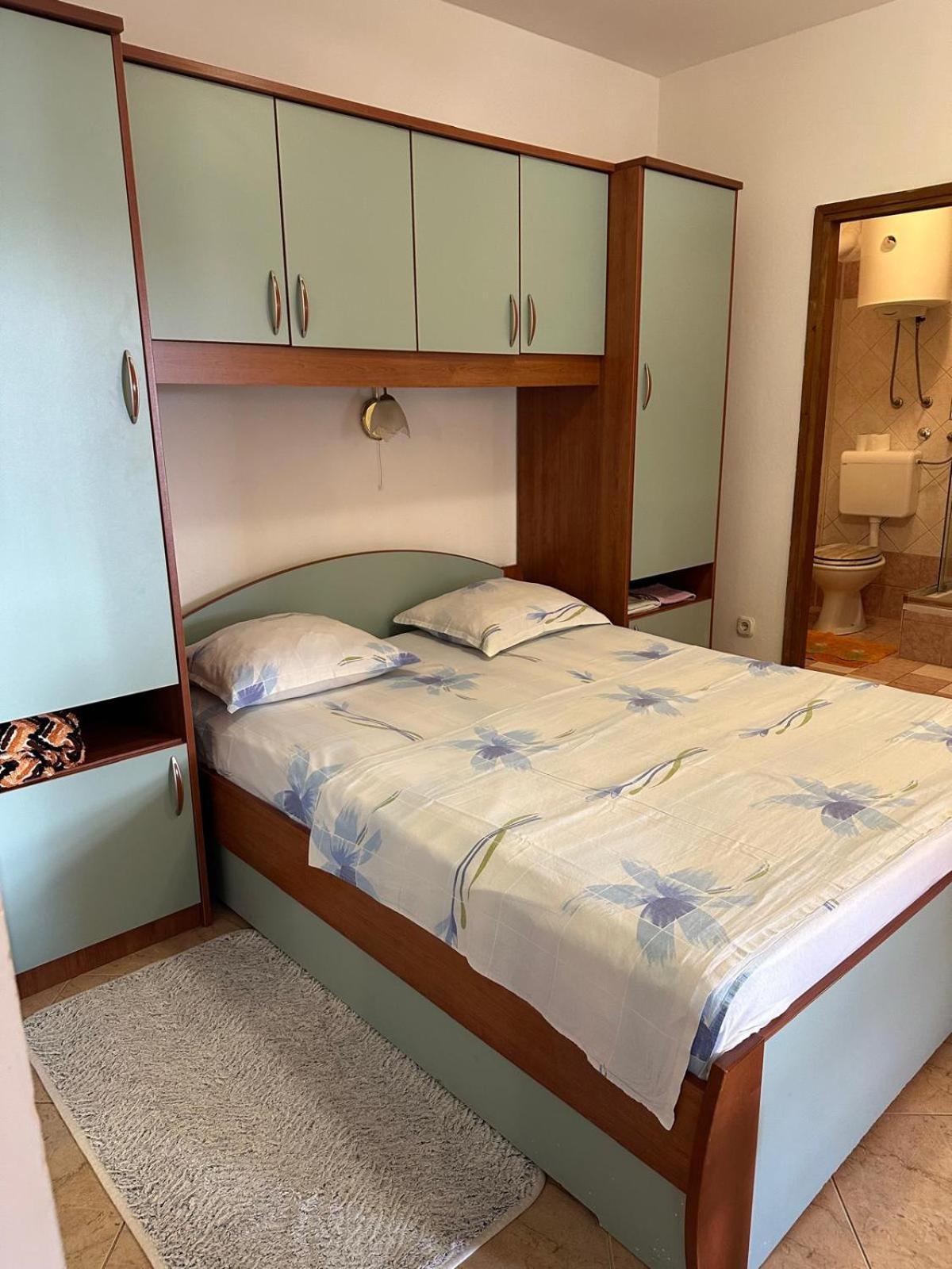Apartmani Andelo, Tommy, Leon ビビニェ エクステリア 写真